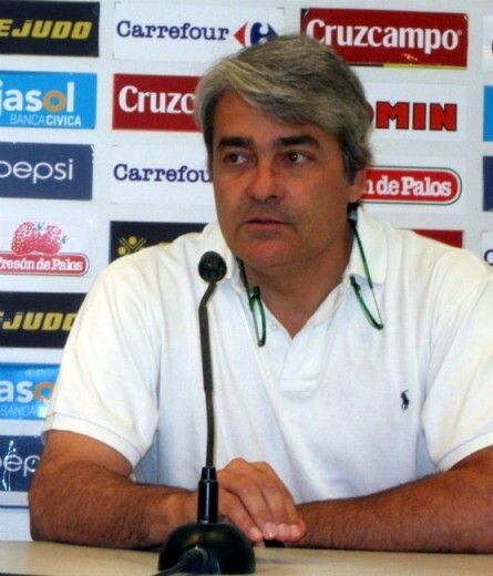 Iturbe: 'Las renovaciones van a paso de tortuguita'