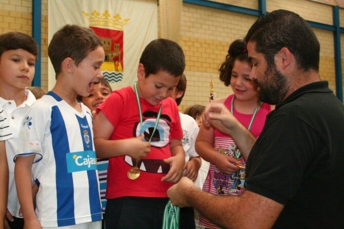 Cartaya clausura las escuelas y juegos deportivos municipales