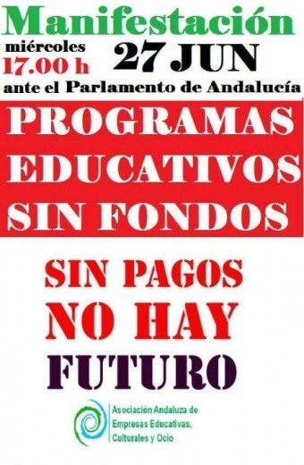 Empresas educativas se manifiestan ante el Parlamento ante las 'nulas expectativas de pago' de la Junta