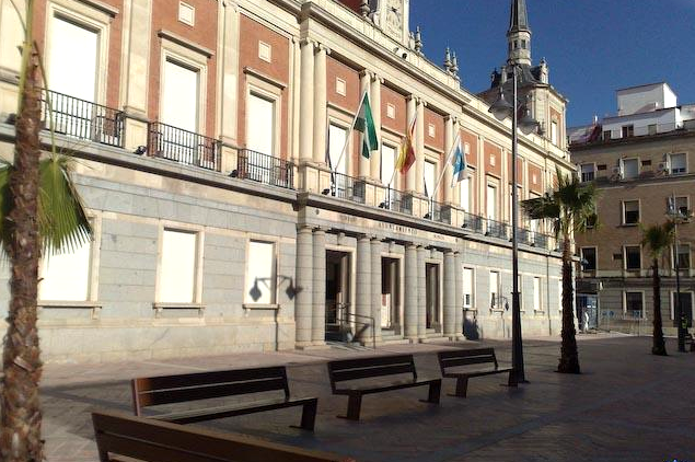 El número de bodas civiles regresa a niveles anteriores a la crisis