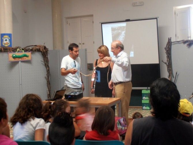 La fauna del Parque Moret atrae a más de 50 personas al Aula de la Naturaleza