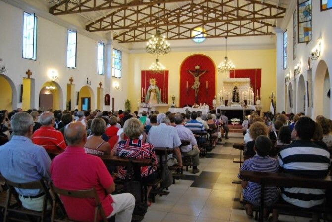 Función principal en Isla Cristina en honor a la Virgen del Carmen