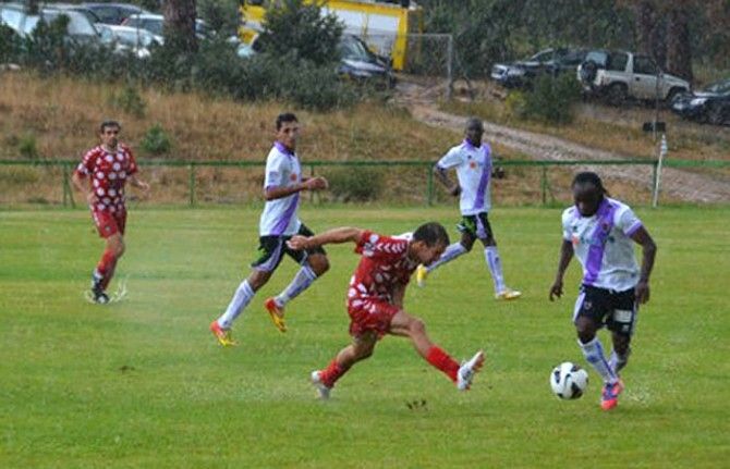 Albentosa sobresale entre la zozobra y la lluvia (0-1)