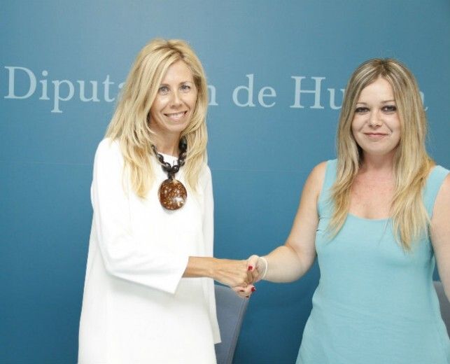 Diputación y Junta firman la prórroga del convenio para equipos de tratamiento familiar