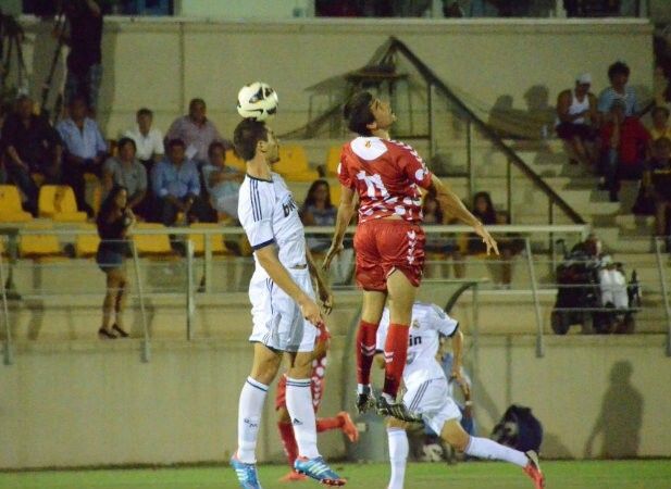 Un buen Recre cae en los penaltis ante el Castilla (3-4)