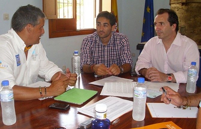 El alcalde y los hoteleros de Matalascañas coinciden en la oportunidad que supone el Año Santo Jubilar