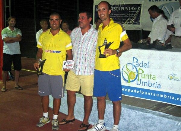 Álvaro García y Fran Gago se adjudican el Torneo de pádel 'Virgen del Carmen' de Punta Umbría
