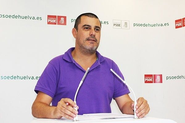 El PSOE pide al Gobierno que 'desista' de modificar los horarios en la línea Huelva-Zafra
