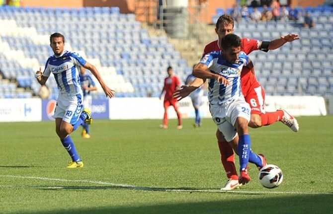 Un estelar Chuli doblega a un Murcia de contrastes (3-2)