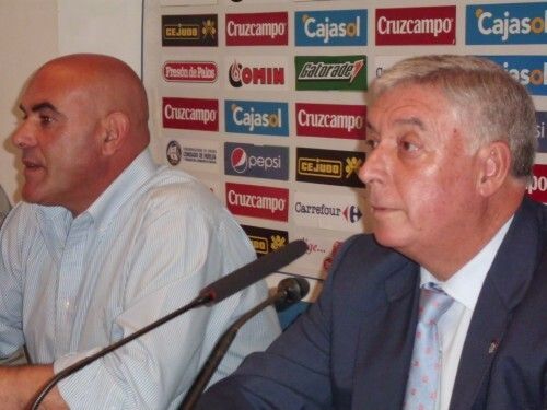 El Xerez sigue a Merino y De la Corte dice que entiende su marcha