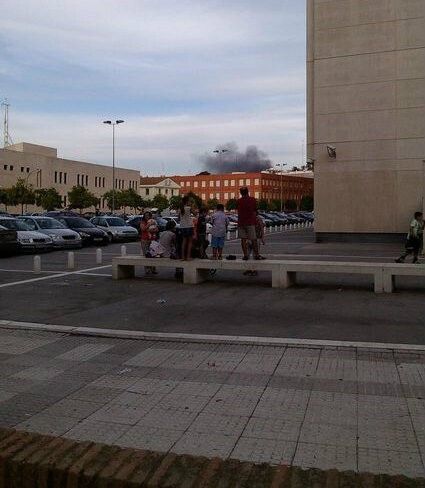 Sale ardiendo una chabola en el cabezo de La Joya