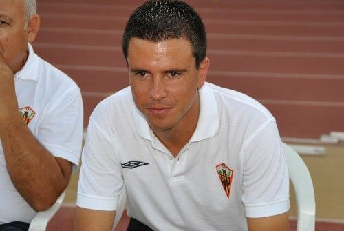 Lobera y Santana podrían irse al Ceuta