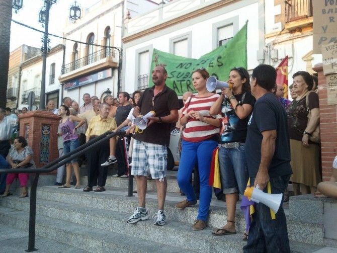 Más de 2.000 valverdeños se movilizan contra la subida del IBI
