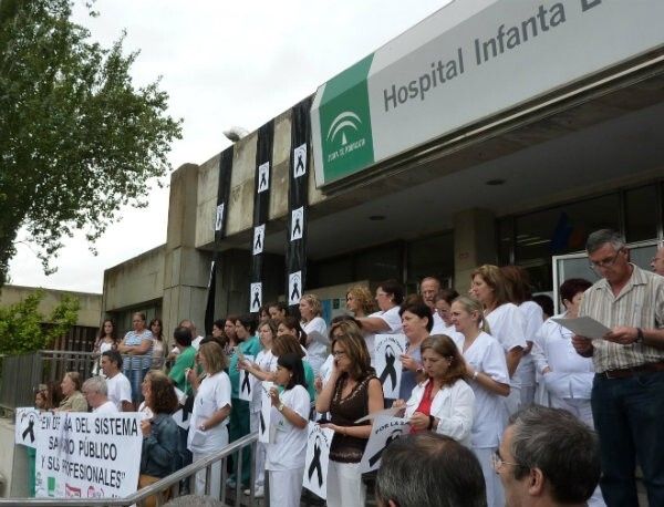 Los profesionales de la sanidad se echan a la calle
