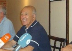 El alcalde de Alosno confía en una pronta solución a los impagos en la residencia de ancianos de la localidad