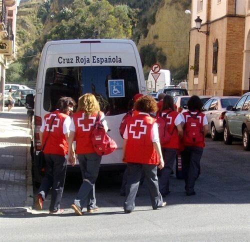 Cruz Roja atiende a 44.000 personas y cuenta con más de 3.200 voluntarios