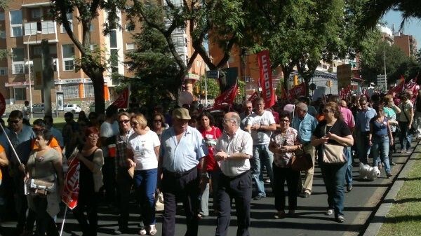 El runrún: Manifestantes pendientes del 'clásico'