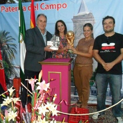 La Copa del Mundo desfiló por Paterna