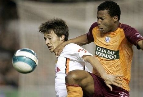 Uche regresa al Colombino cinco años y medio después