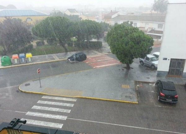 La lluvia provoca inundaciones en distintos puntos de la provincia