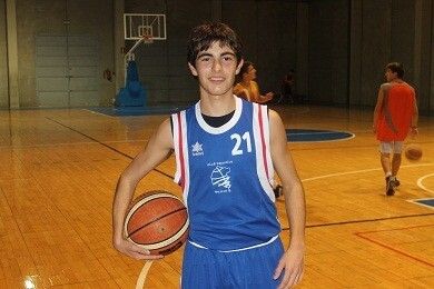 Álvaro García, del CD Huelva, convocado por la selección andaluza