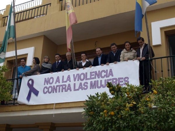 Aljaraque muestra su apoyo a las víctimas de la Violencia de Género