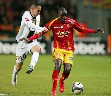 Akalé, un mundialista que defraudó en Huelva y ahora juega en la segunda francesa