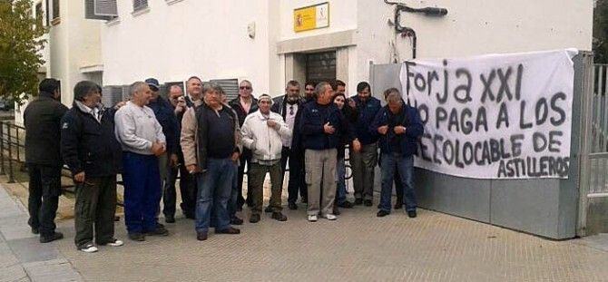 Los recolocables de Astilleros no cobran