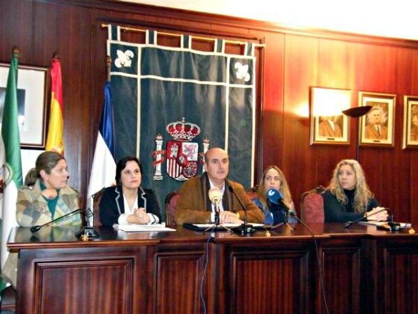 El Ayuntamiento de Lepe presenta sus nuevos cursos de FPO de informática de usuario