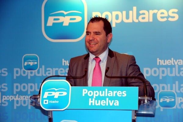 El PP dice que la Diputación será la 'gran amiga de los bancos a los que pagará 52.000 euros al día en 2013'