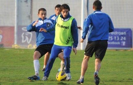 Matamala: 'El Sporting me gusta mucho de mediocampo hacia delante'