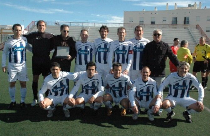 Los veteranos del Recre vencen 5-3 a los del Sevilla