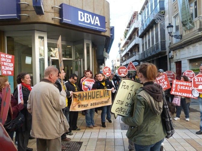 Sin casa y con una deuda de 100.000 euros