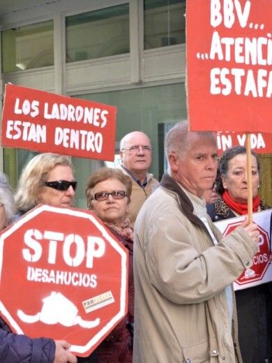 Sin casa y con una deuda de 100.000 euros