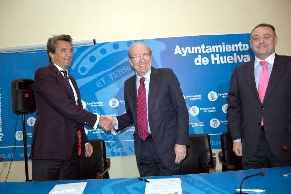 DIA se compromete a dar prioridad a personas en paro para cubrir los puestos de trabajo en sus nuevos centros