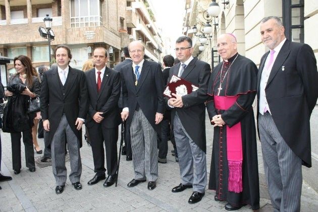 Vieira ensalza con vibrante poesía los pilares de su devoción
