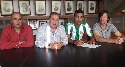 Soares, un mediocentro que pasó desapercibido por Huelva y que juega en la segunda lusa