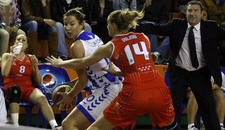El Conquero quiere atar la permanencia ante UniGirona