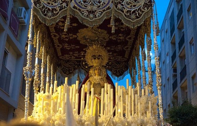 La sencillez del barrio de la Hispanidad cautiva a Huelva