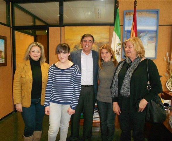Una alumna del IES 'Juan Ramón Jiménez' de Moguer vence en la I Olimpiada Internacional de Matemáticas