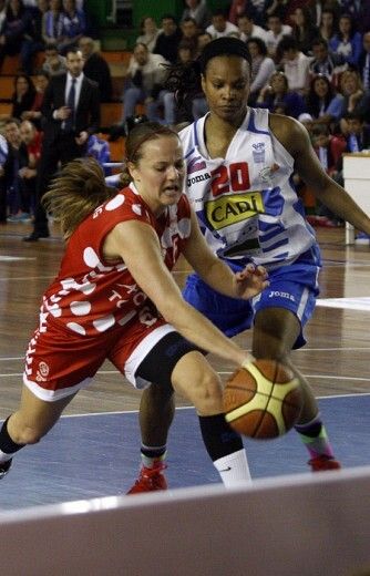 No hubo milagro para el Conquero (58-64)