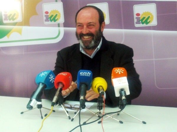 IU reclama a Aguas de Huelva una moratoria para las personas que no pueden pagar el recibo