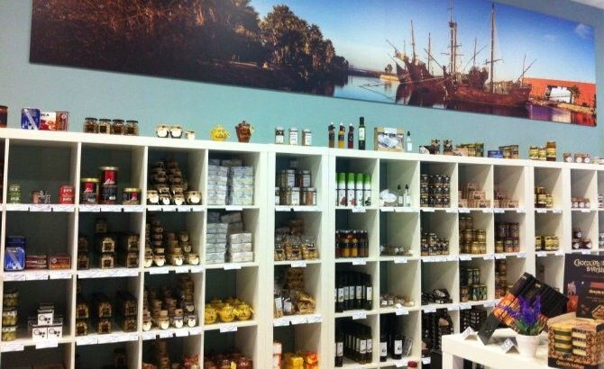 Nace la primera tienda gourmet centrada en los productos de Huelva