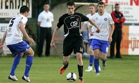 El Decano podría estar interesado en el delantero croata Filip Jazvic