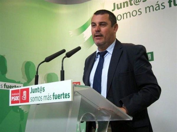 El PSOE expulsa a Carlos Sánchez del partido y lamenta que el acta sea 'personal' porque ya no les representa