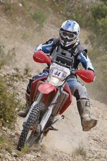 Luis Calderay completa una etapa de casi 300 kilómetros del Rally de Cerdeña