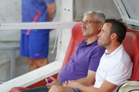 Javi García, un futbolista todo pundonor que ahora ayuda a Alcaraz en el banquillo del Granada