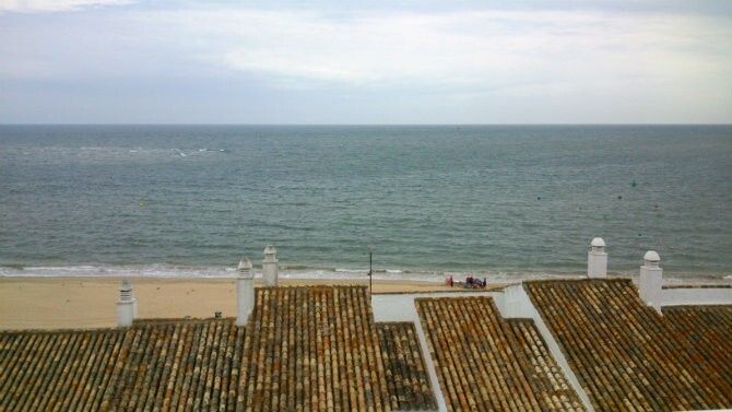 Playas vacías en pleno junio