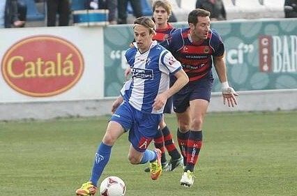 Colocan a Javi Lara en la órbita albiazul
