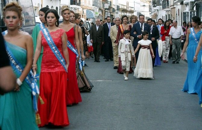 Nueva corte para reinar en las fiestas de San Juan